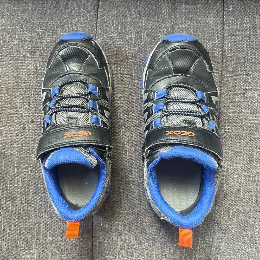 GEOX Kids -  Little Boy Casual Sneakers Shoes Black Blue size 11.5 US
